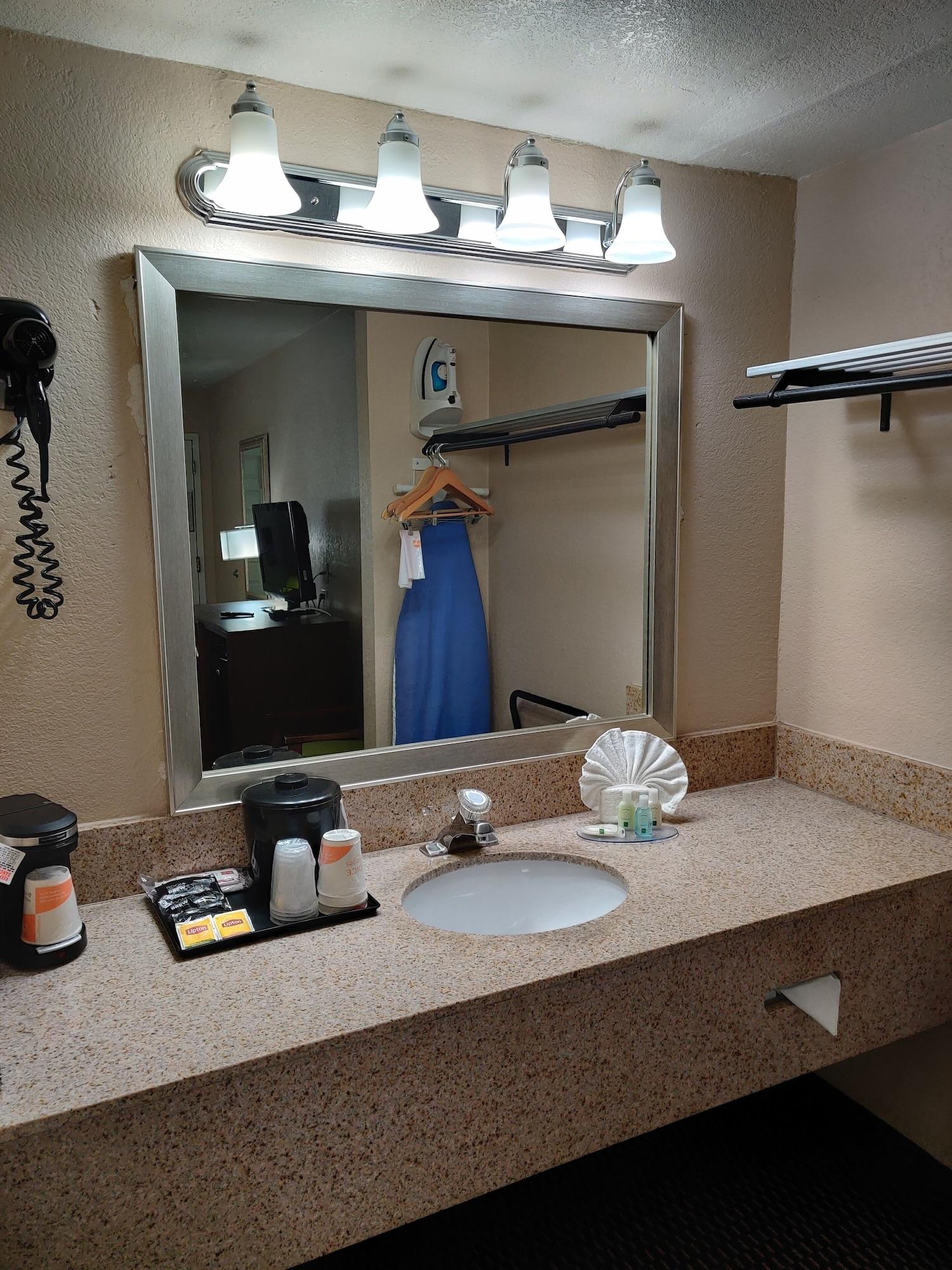 Quality Inn Flagstaff East I-40 Exterior photo