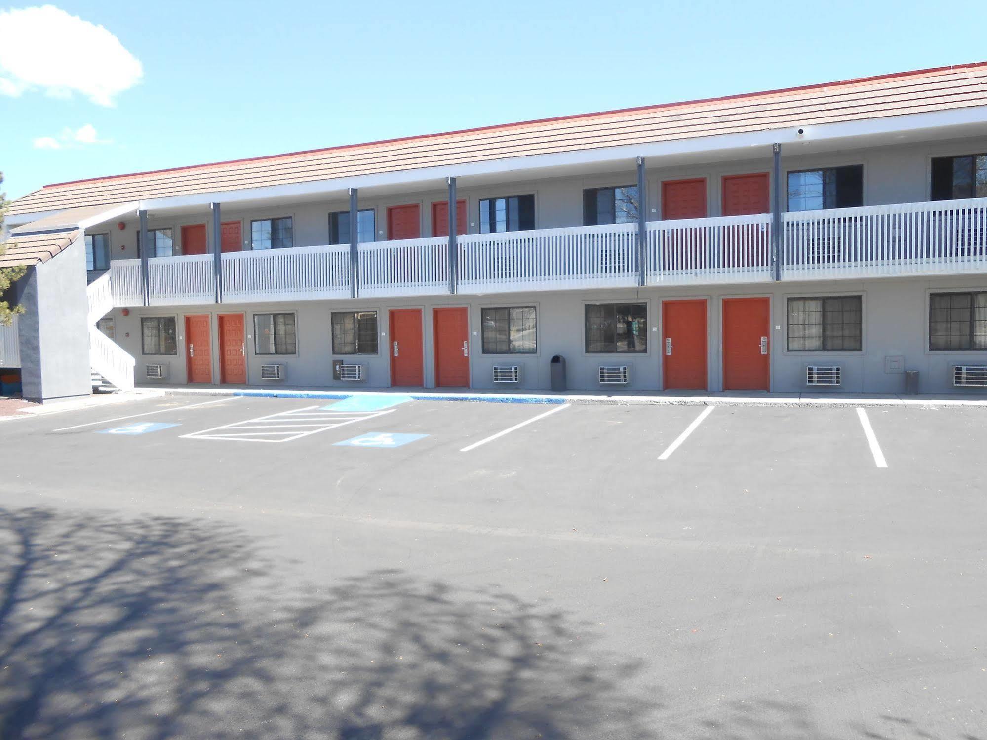 Quality Inn Flagstaff East I-40 Exterior photo